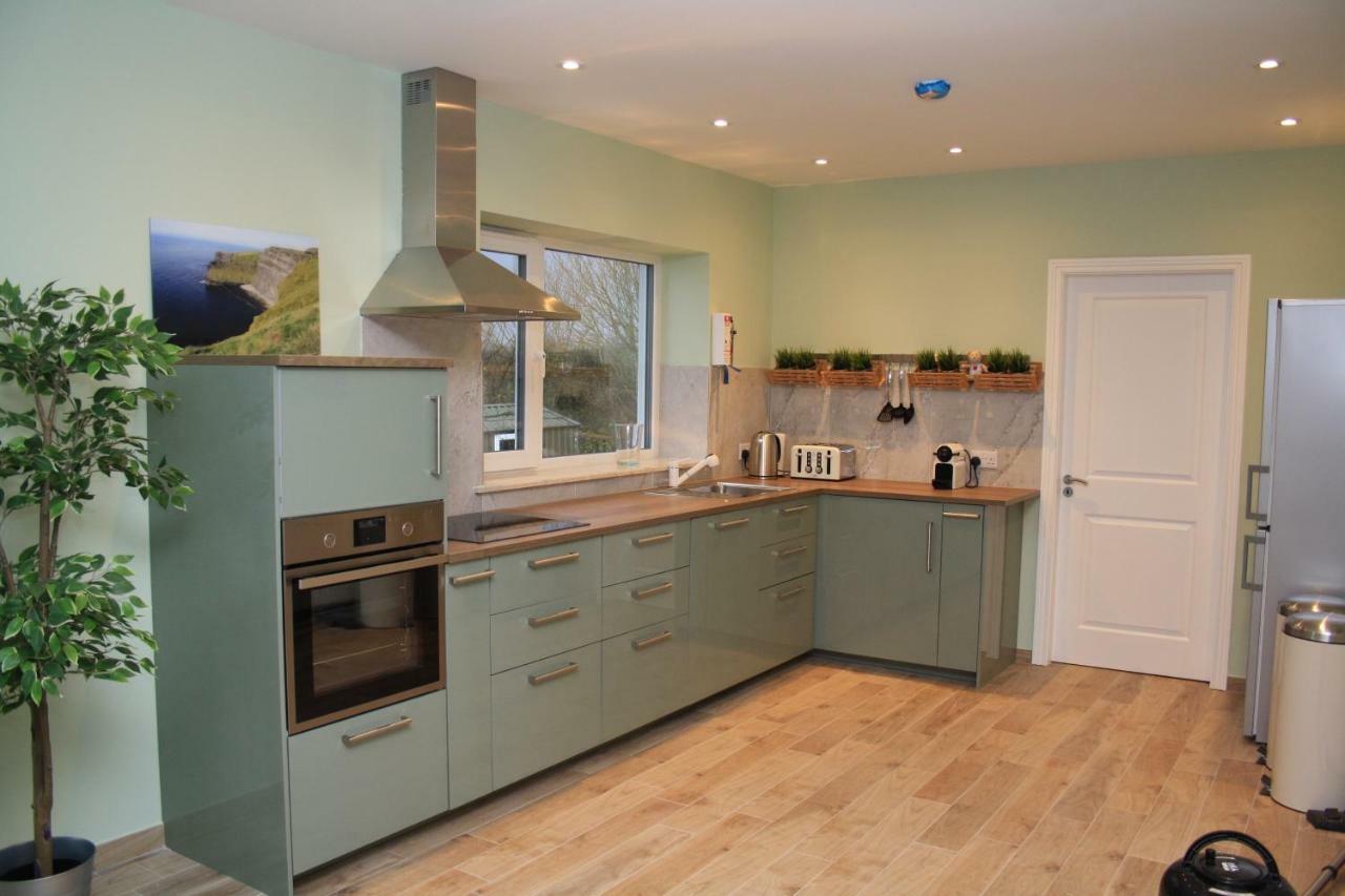 Atlantic Retreat Lodge Kinvara Eksteriør billede